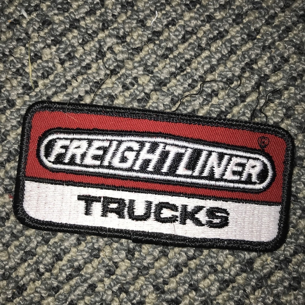 Freightliner Trucks‎ Patch sew on/iron on Embroidered Patch 4"X2".